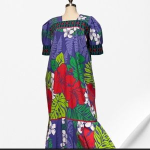 Vintage Hawaiian Muumuu Mumu Dress Criss Cross Details No tag 1X-2X